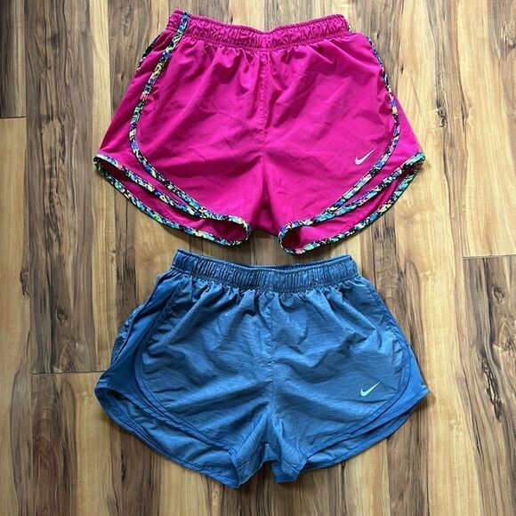 Nike Dri-Fit 2 Pair Of Shorts - Picture 9 of 10